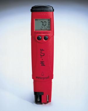 The Hannah pH Electronic Pen is ideal for testing tank mixes to insure the proper pH of spraying solutions.  